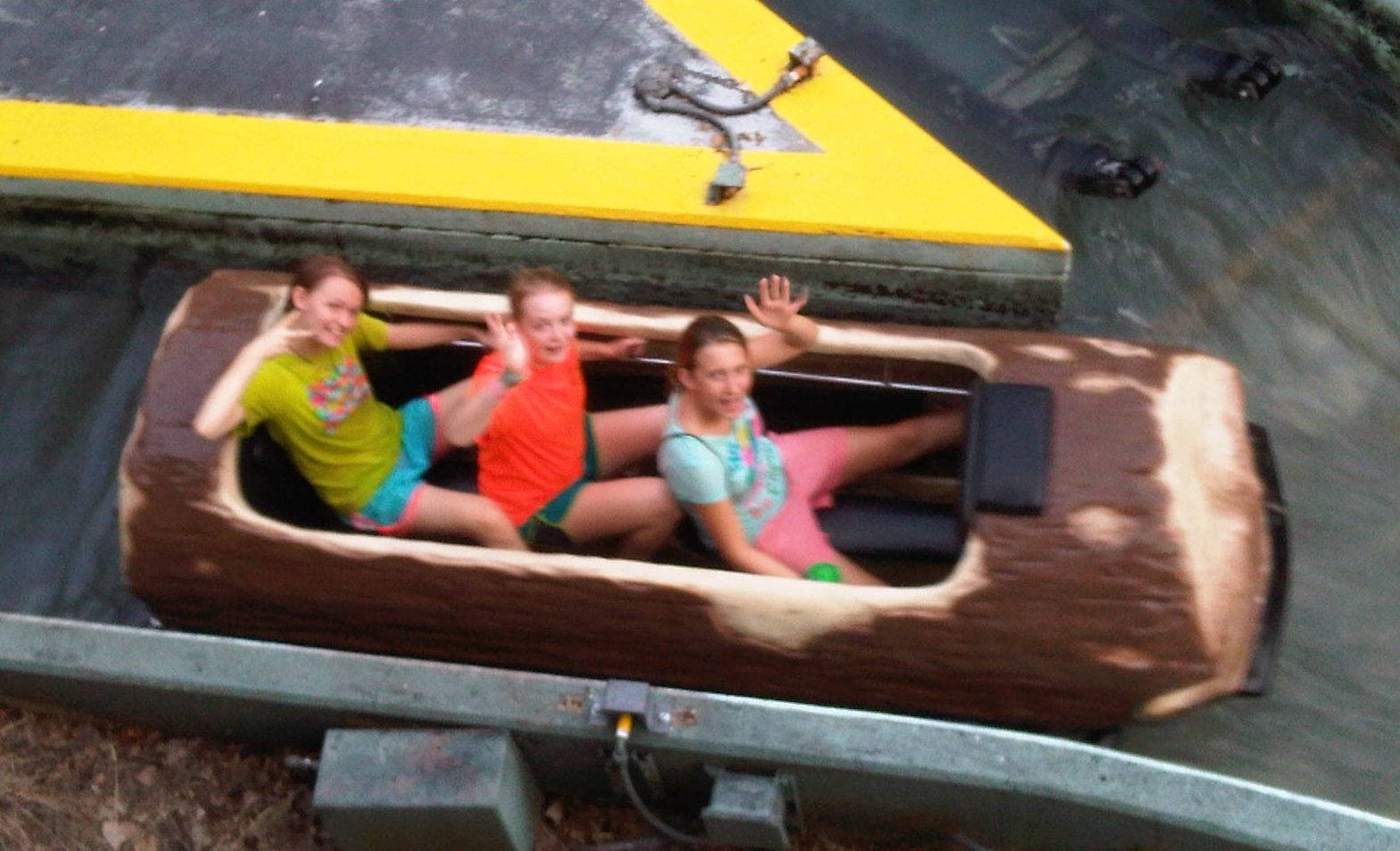 2015-08-07 6 Flags Emma Cate Jane Log Flume.jpg